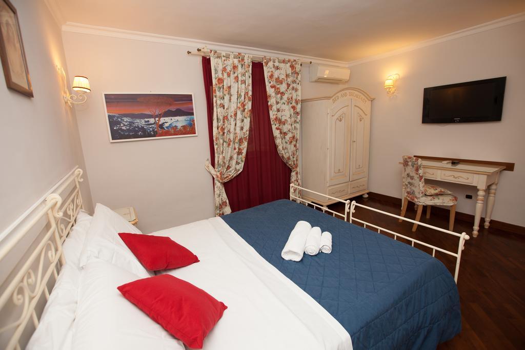Hotel Ausonia Наполи Екстериор снимка