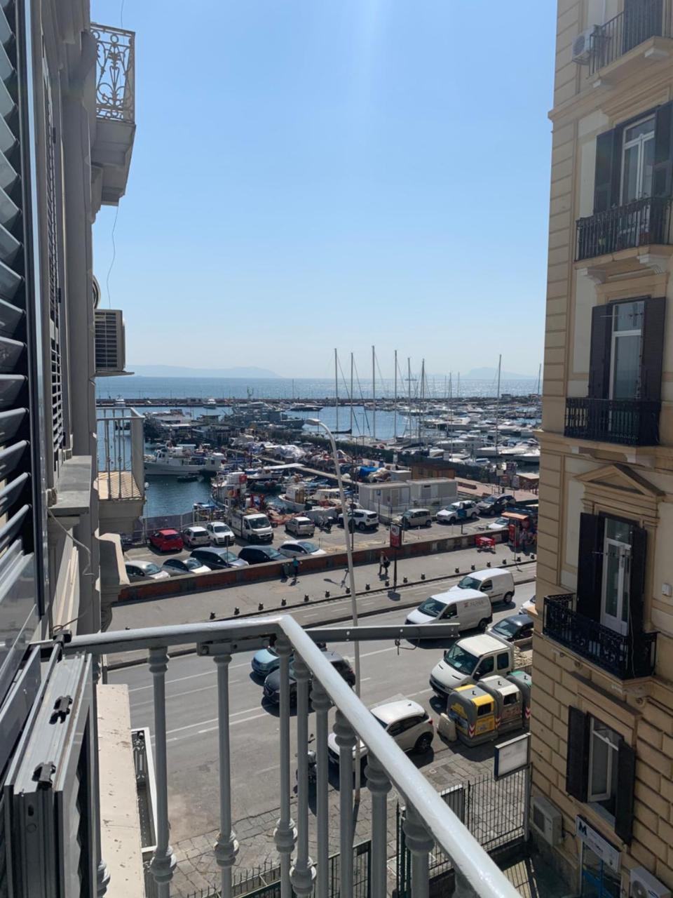 Hotel Ausonia Наполи Екстериор снимка