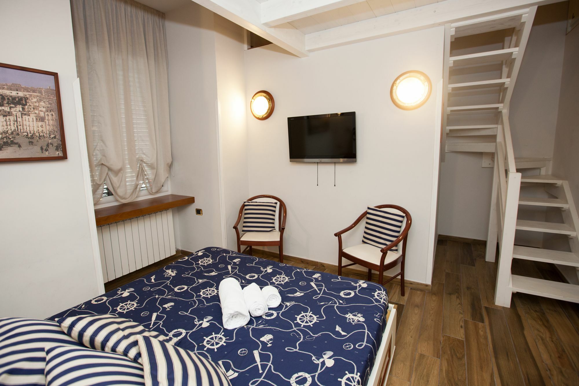 Hotel Ausonia Наполи Екстериор снимка