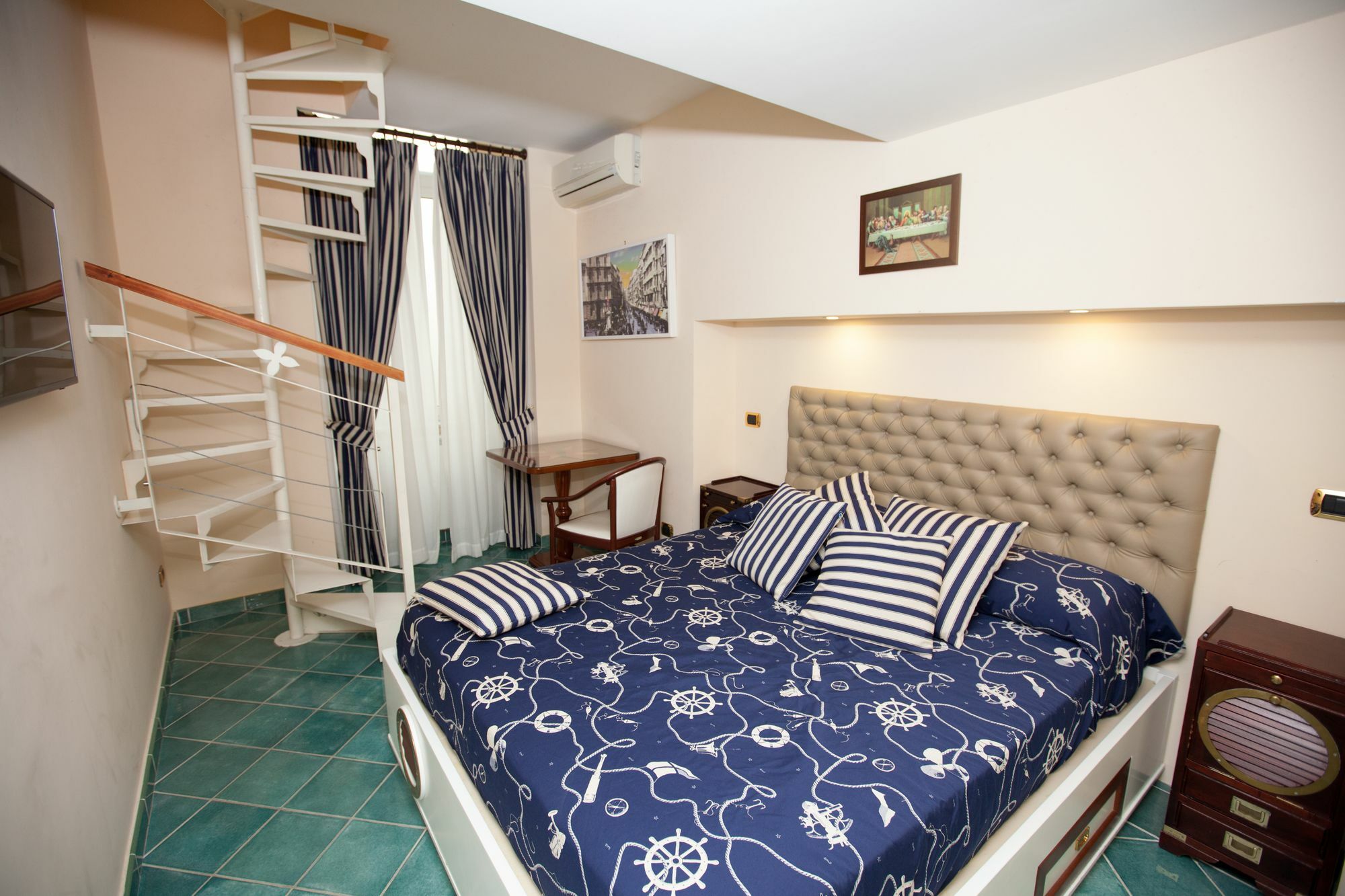 Hotel Ausonia Наполи Екстериор снимка