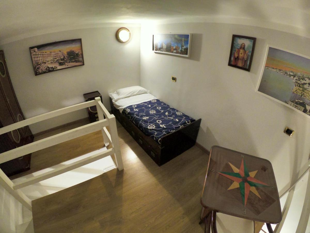 Hotel Ausonia Наполи Екстериор снимка
